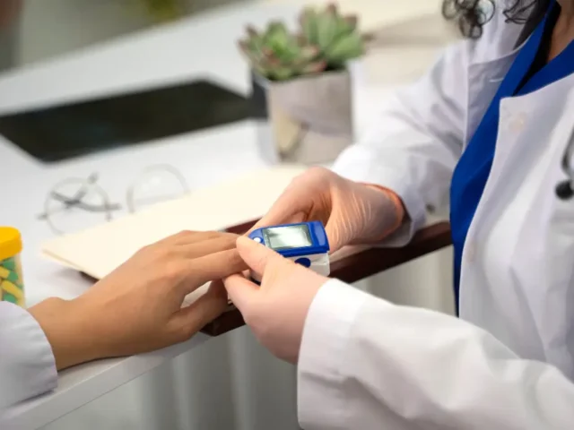 Best Diabetes Specialist Clinic NYC: Comprehensive Care for Type 1 & Type 2