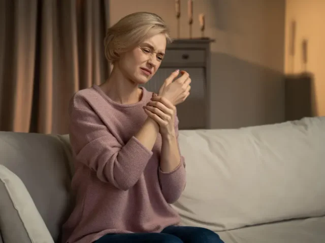 Hand Arthritis Relief: 5 Non-Surgical Treatments That Actually Work