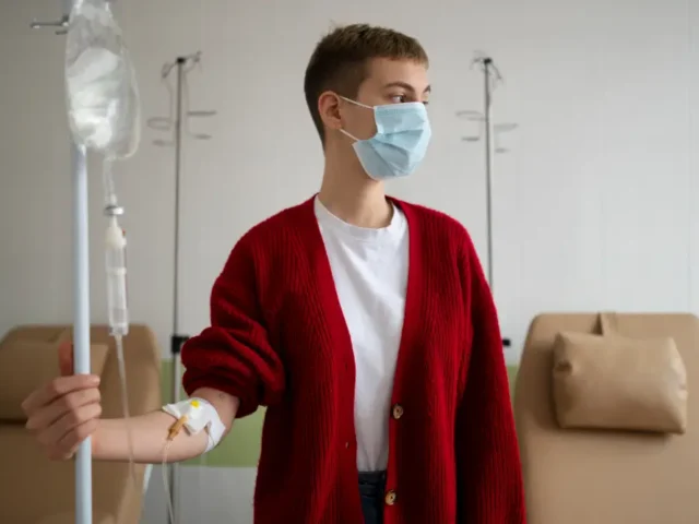 How IV Nutrient Therapy Helps in Chronic Pain Recovery