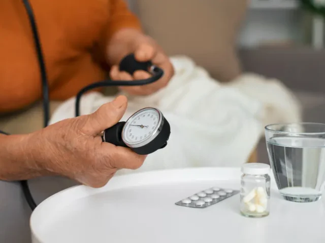 How Integrative Medicine Helps Control High Blood Pressure Naturally