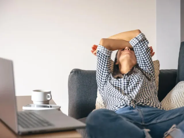 7 Signs Your Medications May Be Doing More Harm Than Good